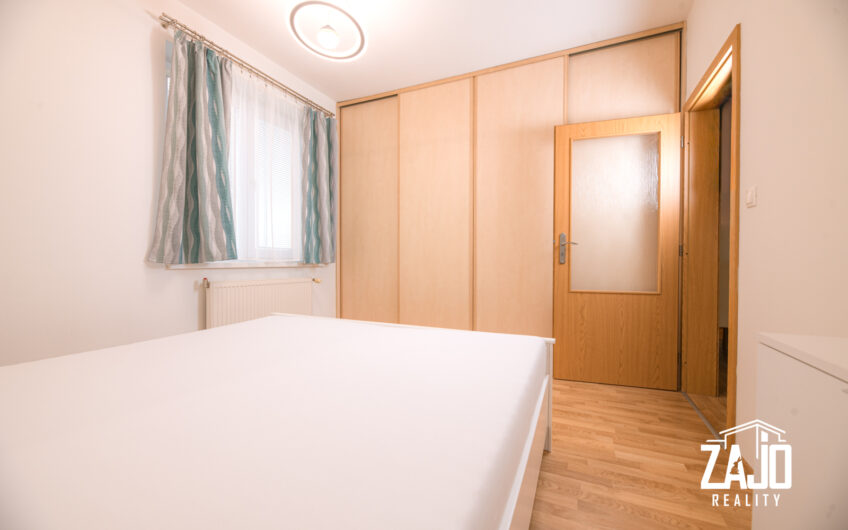NA PRENÁJOM | 2 izbový byt s balkónom a garážovým státím. TRENČíN