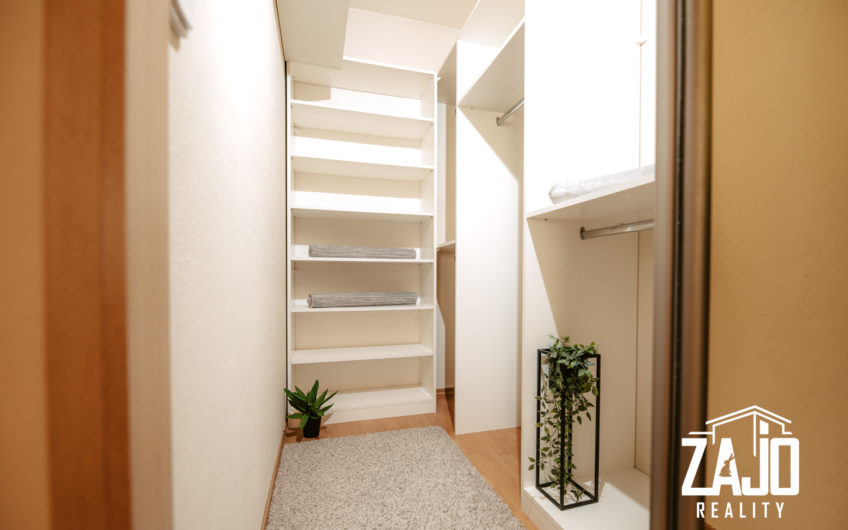 PREDAJ |  Tehlový 2 izbový byt (64m2) postavený v r. 2008