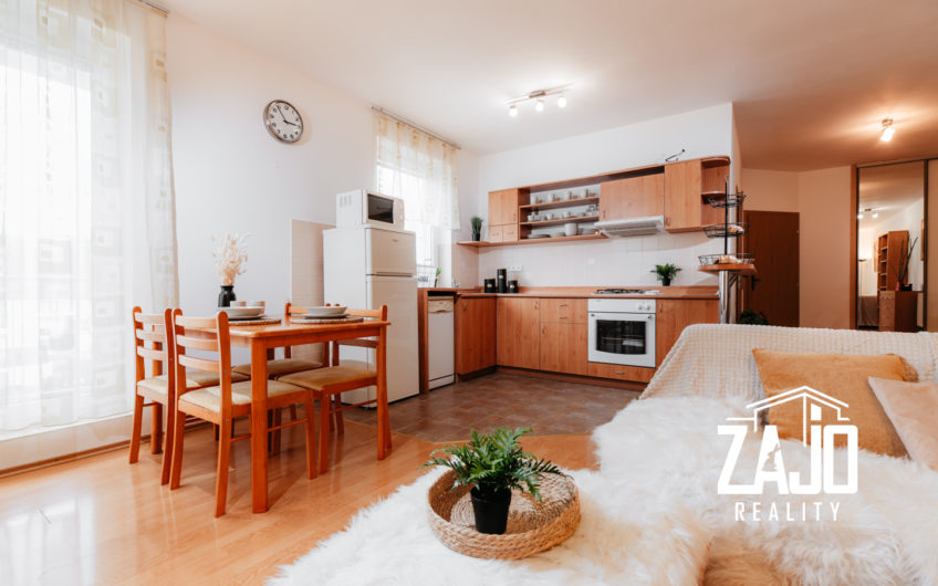 PREDAJ |  Tehlový 2 izbový byt (64m2) postavený v r. 2008