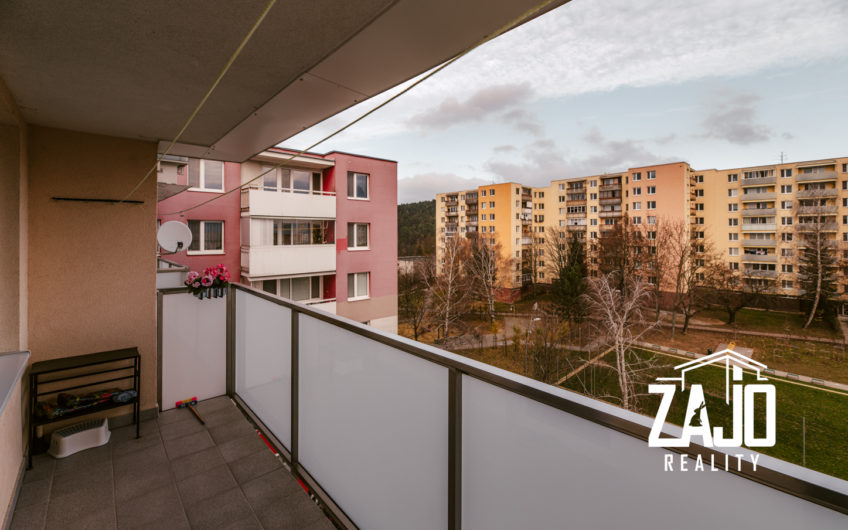 PREDAJ | 2 izbový byt s balkónom, J. Halašu v Trenčíne