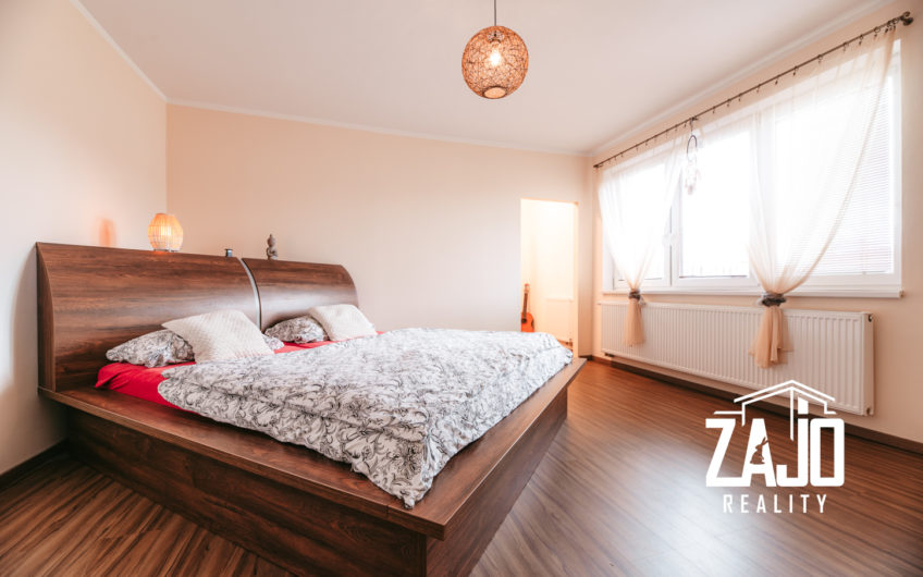 NA PREDAJ | Tehlový 5 izbový rodinný dom s veľkou garážou.