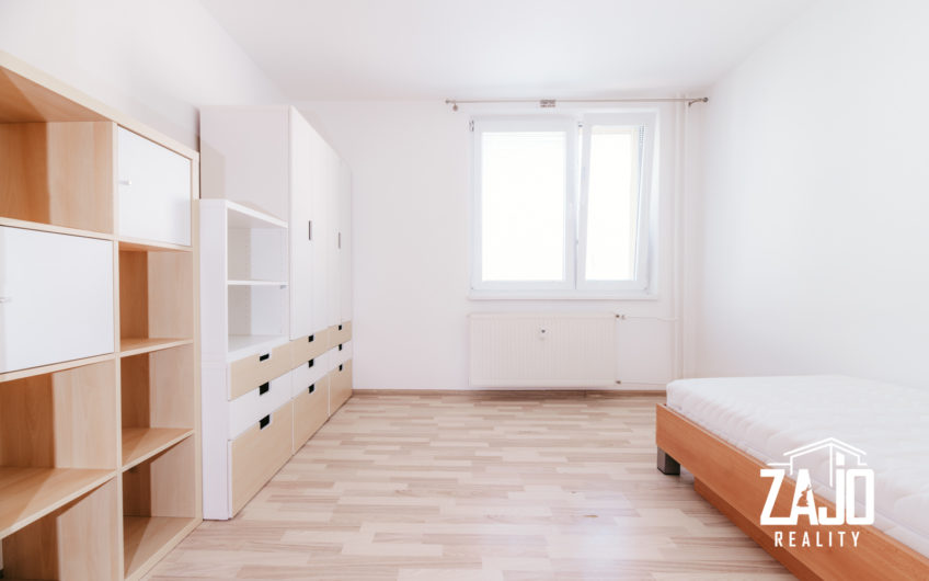 NA PRENÁJOM | 3 izbový byt s balkónom, Sihoť III. ul. Pod Skalkou 4 v Trenčíne