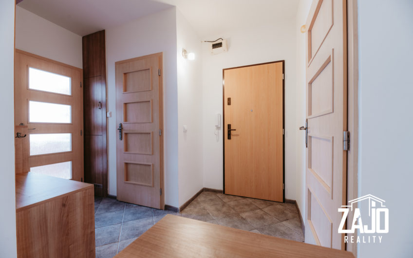 NA PRENÁJOM | 3 izbový byt s balkónom, Sihoť III. ul. Pod Skalkou 4 v Trenčíne