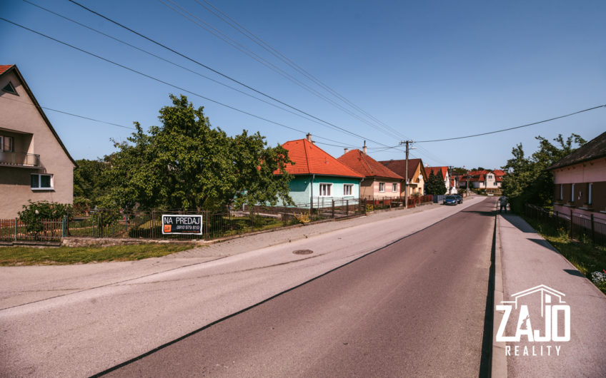 REZERVOVANÉ  | Priestranný rodinný dom vo vyhľadávanej obci Soblahov