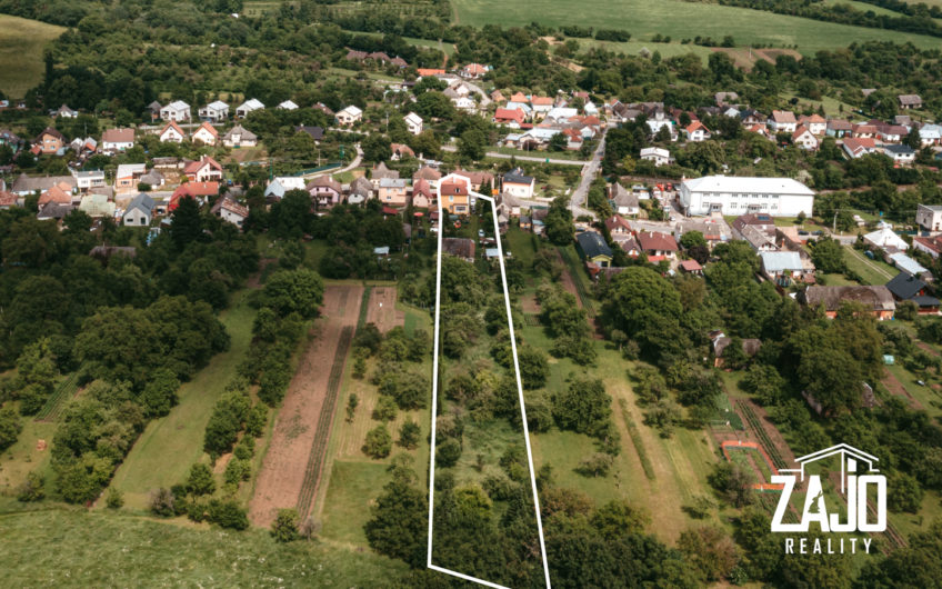 NA PREDAJ | 7 izbový dom + 2 kuchyne, pozemok 4458m2 -Bošáca, Okr.Nové Mesto nad Váhom.