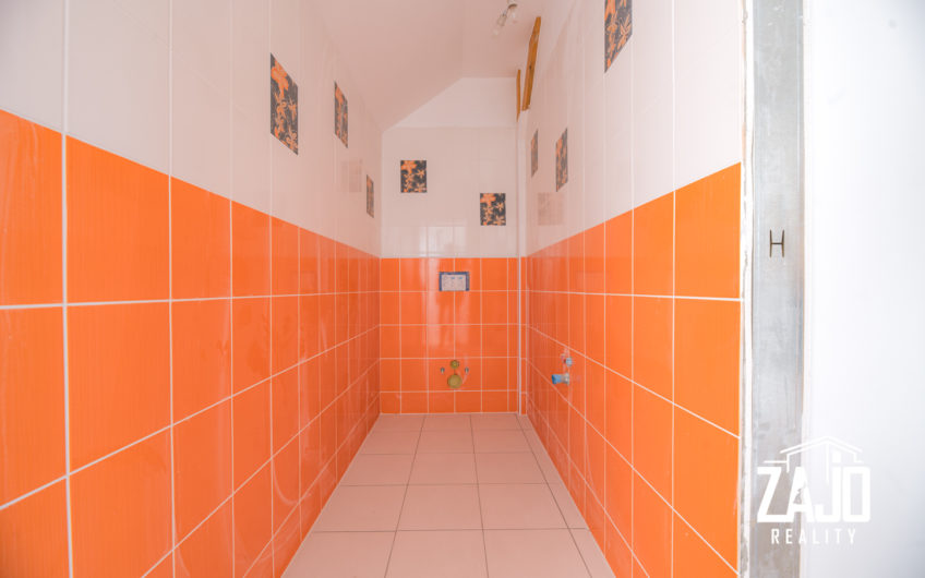 NA PREDAJ | Rodinný dom 173m2 v centre Nového Mesta nad Váhom