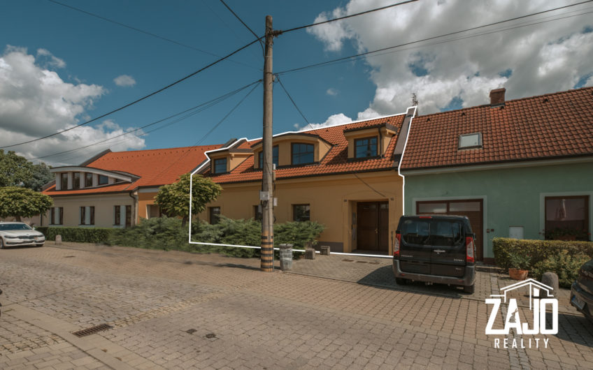 NA PREDAJ | Rodinný dom 173m2 v centre Nového Mesta nad Váhom