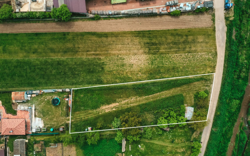 Pozemok vhodný na výstavbu rodinného domu 1072m2 – Drietoma