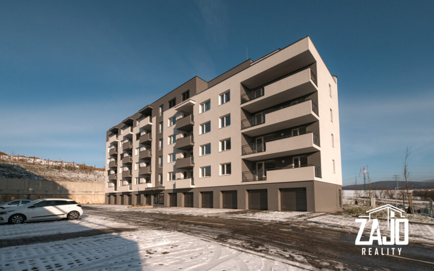 NA PRENÁJOM | 2 IZBOVÝ BYT S LOGGIOU A PARK. MIESTOM – TRENČÍN