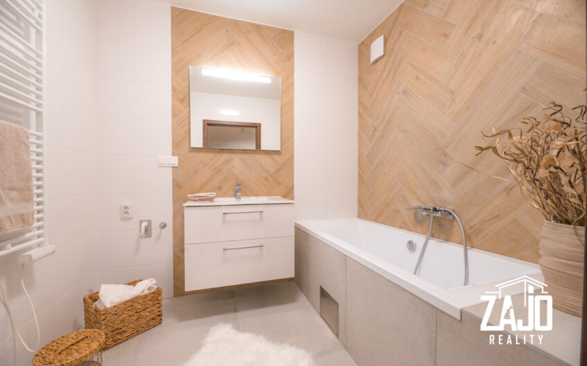 REZERVOVANÉ | 3izbový byt 77m2 po komplet. rekonštrukcii v širšom centre mesta