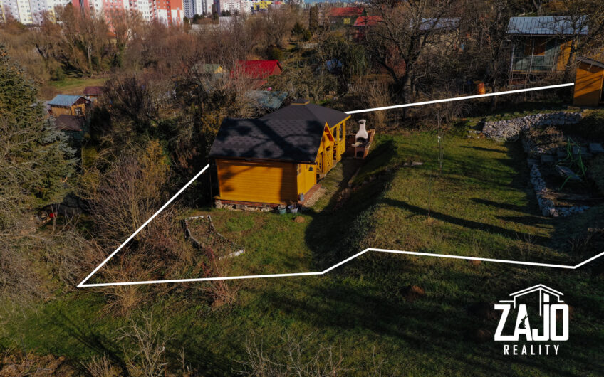 PREDANÉ | CHATKA S ALTÁNKOM A ZÁHRADOU – Trenčín