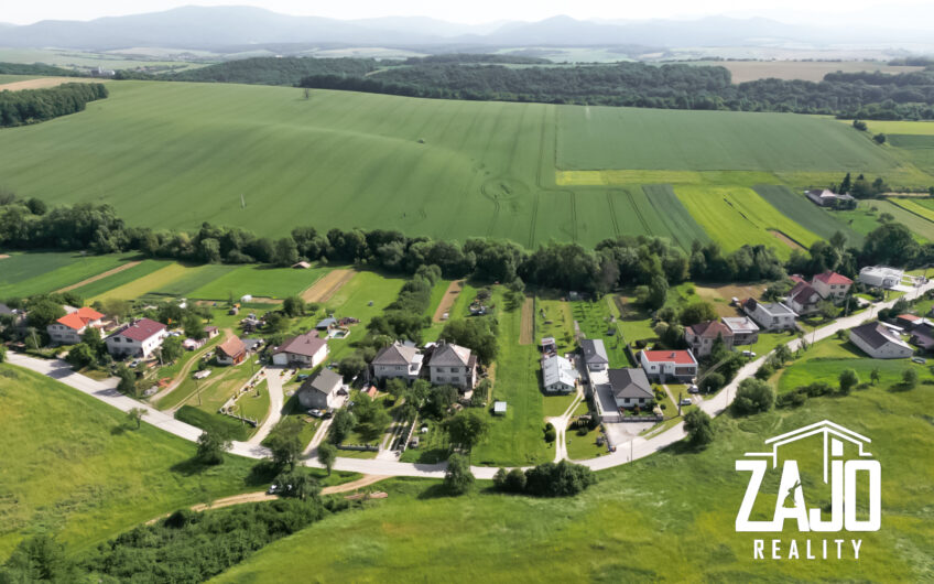 NA PREDAJ Stavebný pozemok – obec Malá Hradná 2538m2 (okres Bánovce nad Bebravou)