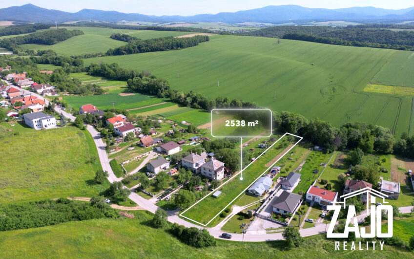 NA PREDAJ Stavebný pozemok – obec Malá Hradná 2538m2 (okres Bánovce nad Bebravou)