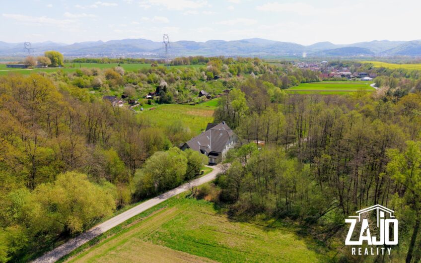 Na predaj penzión s kaviarňou v  Nemšovej – časť Ľuborča