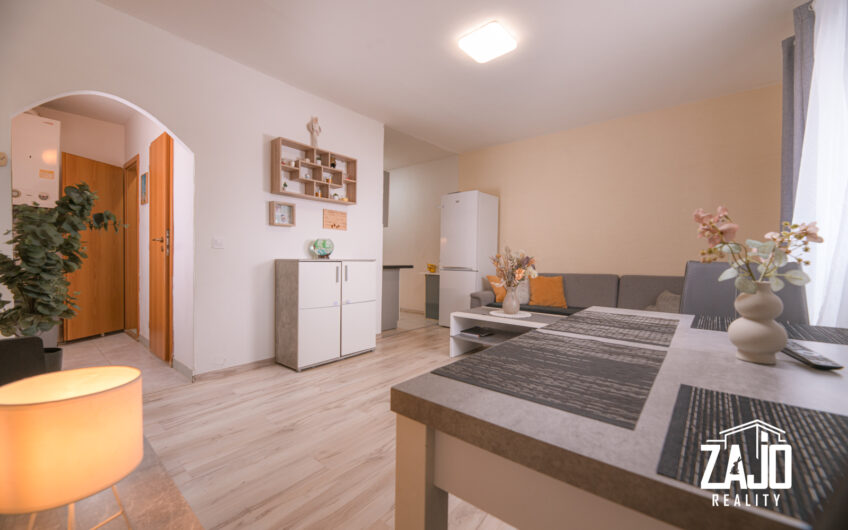 REZERVOVANÉ | 2-izbový byt s lodžiou, Soblahovská ul., Trenčín