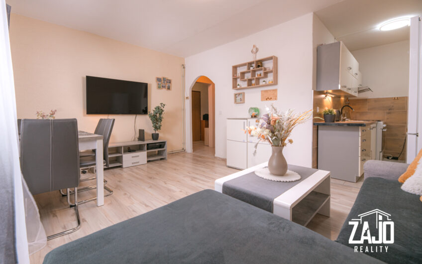 REZERVOVANÉ | 2-izbový byt s lodžiou, Soblahovská ul., Trenčín