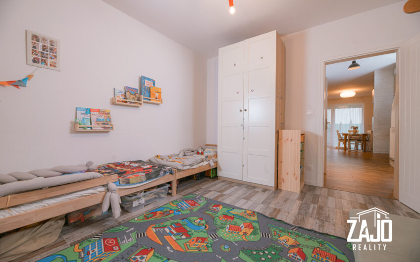 NA PREDAJ | 3 – izbový byt s vlastnou záhradou, Rezidencia Vinohrady