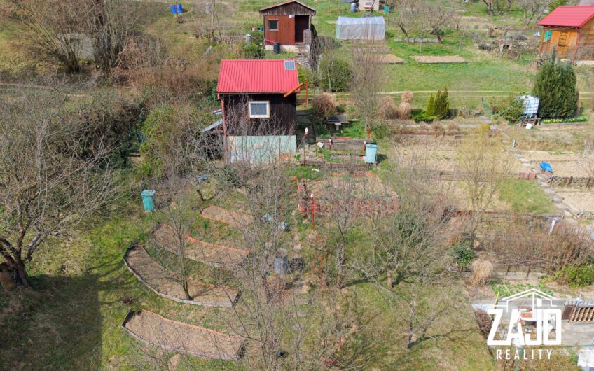 Na predaj záhradná chatka – Trenčín, Juh (záhrady za Halalovkou)