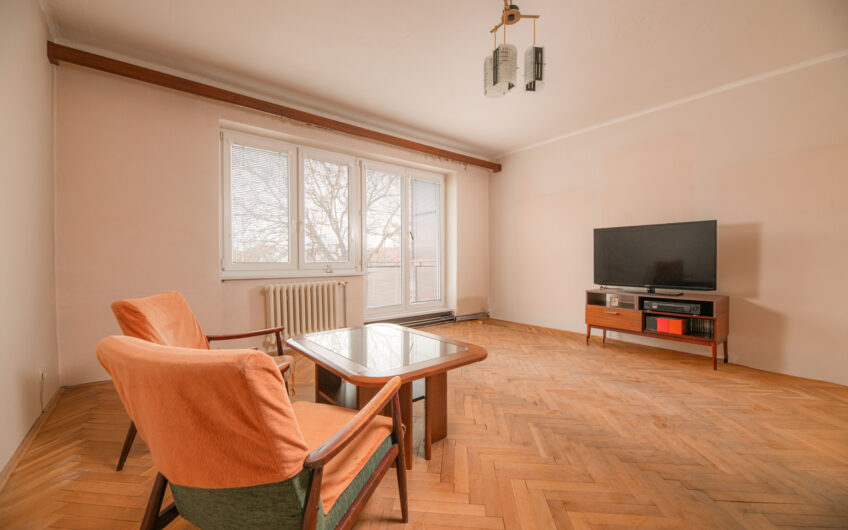 Rezervované: 3-izbový byt s balkónom v centre Trenčianskej Teplej – ZAJO Reality