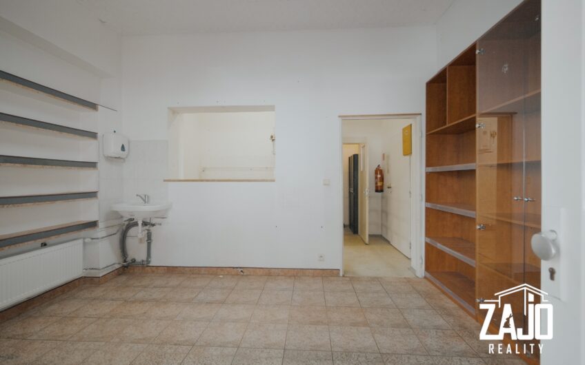 Na prenájom obchodný priestor v Nemšovej