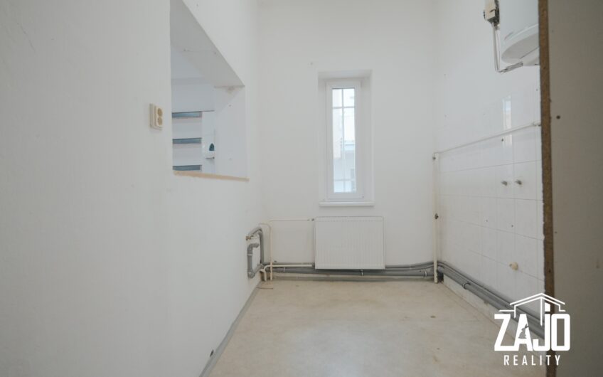 Na prenájom obchodný priestor v Nemšovej