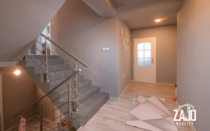 NA PREDAJ | Priestranný rodinný dom Dolná Súča – Okres Trenčín