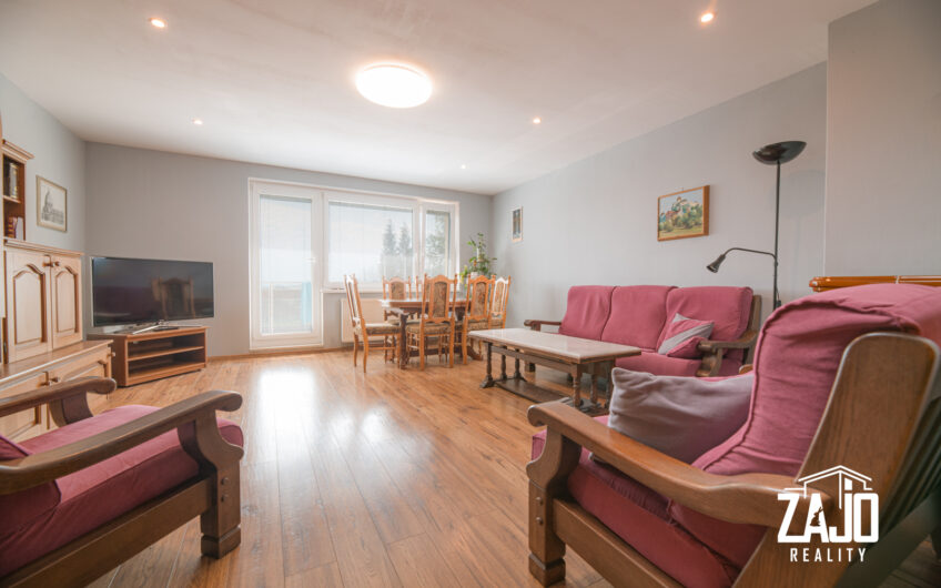 NA PREDAJ | 3-izbový byt s lodžiou, 2x garáž a záhrada 441 m², Trenčianske Biskupice 