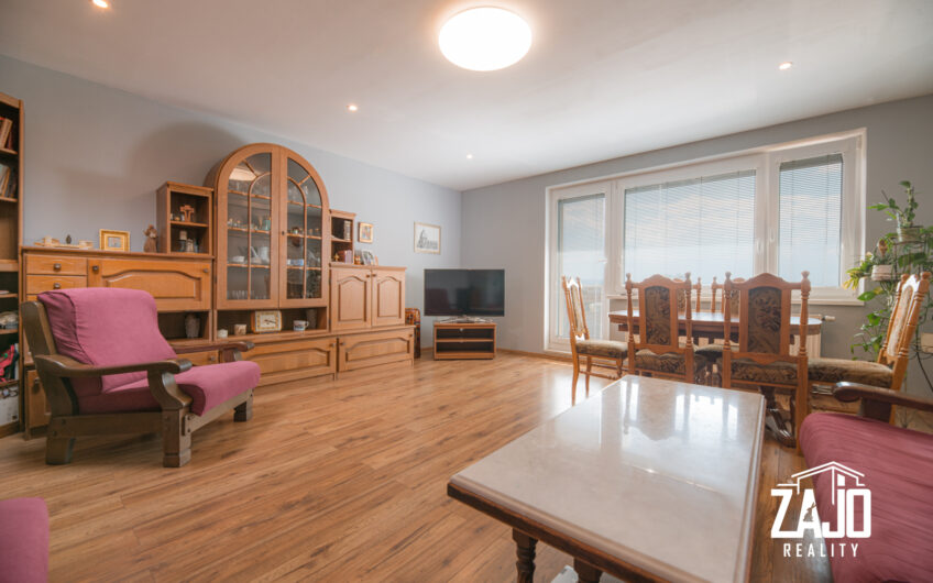 NA PREDAJ | 3-izbový byt s lodžiou, 2x garáž a záhrada 441 m², Trenčianske Biskupice 