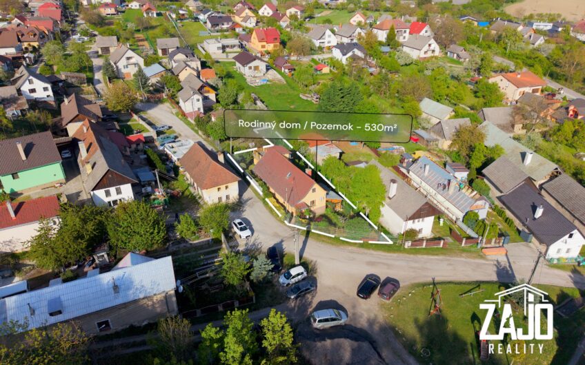 NA PREDAJ | Rodinný dom po rekonštrukcii s krbom a príjemnou záhradou, Neporadza