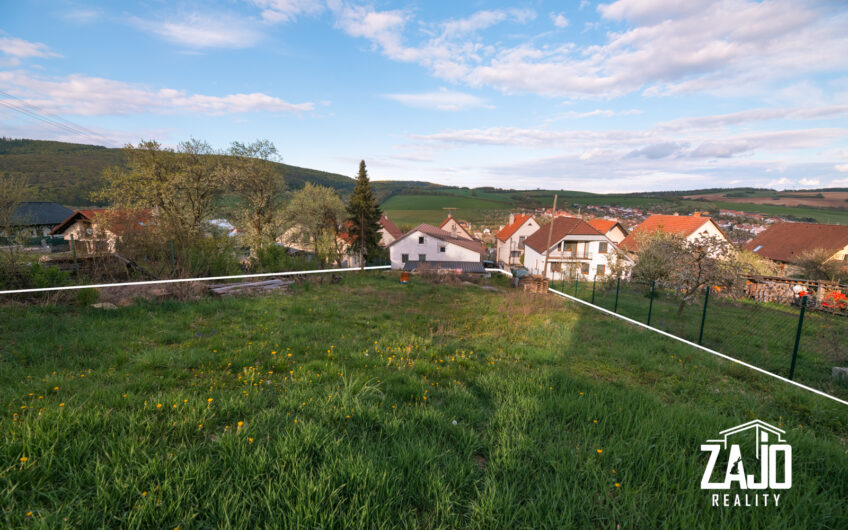 NA PREDAJ | Pozemok 555m2, Dolná Súča, Okres Trenčín