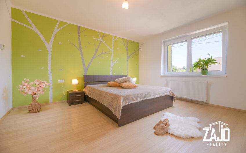 NA PREDAJ | Rodinný dom po rozsiahlej rekonštrukcii, Melčice-Lieskové | Pozemok 1 341 m2.