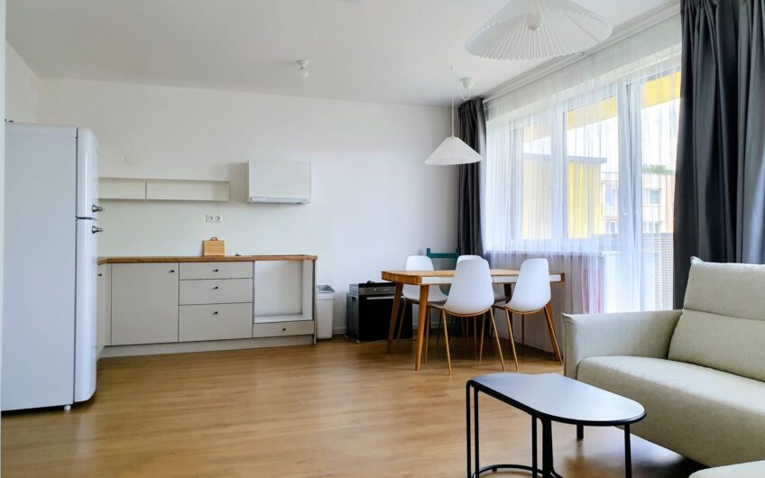 NA PRENÁJOM | Nový 2-izbový byt s balkónom a garážovým parkovacím miestom | Kožušnícka ulica, Trenčín