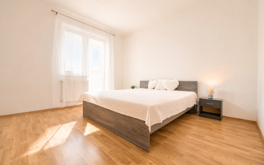 PRIESTRANNÝ 2 IZBOVÝ BYT S BALKÓNOM– TRENČÍN, ul. Východná