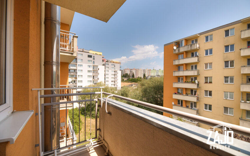 PRIESTRANNÝ 2 IZBOVÝ BYT S BALKÓNOM– TRENČÍN, ul. Východná