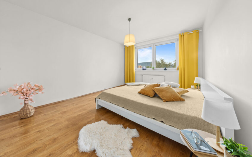 NA PREDAJ | Priestranný 3-izbový byt, 73 m² – Pádiveho ulica, Trenčín 
