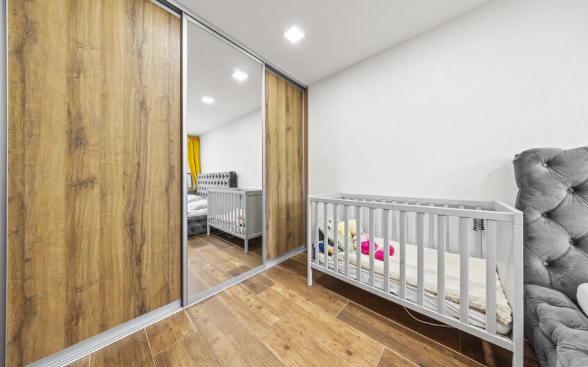NA PREDAJ | Kompletne zrekonštruovaný 3-izbový byt s lodžiou, 61 m² – Gagarinova ulica, Trenčín