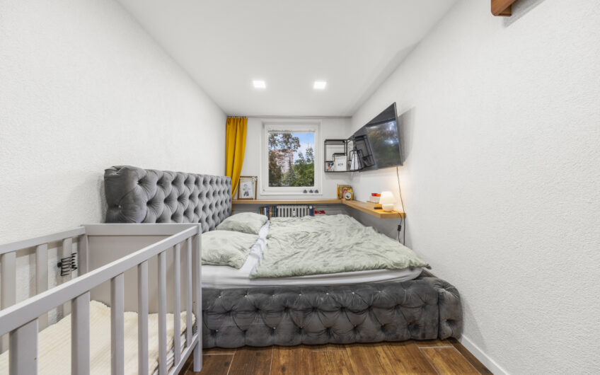 NA PREDAJ | Kompletne zrekonštruovaný 3-izbový byt s lodžiou, 61 m² – Gagarinova ulica, Trenčín