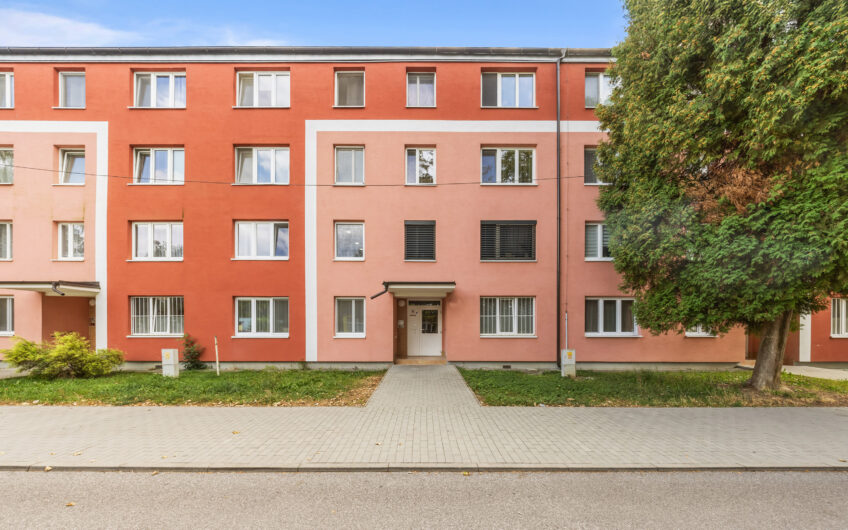 NA PREDAJ | Kompletne zrekonštruovaný 3-izbový byt s lodžiou, 61 m² – Gagarinova ulica, Trenčín