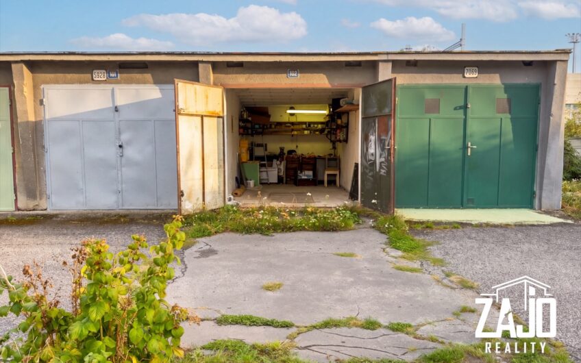 REZERVOVANÉ | Garáž 20m2 + pozemok 19m2 pred garážou – Hodžova ulica, Trenčín
