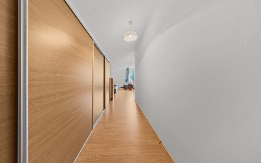 NA PREDAJ | 5-izbový rodinný dom s garážou a pozemkom 429 m² – Trenčín, Hanzlíkovská ulica