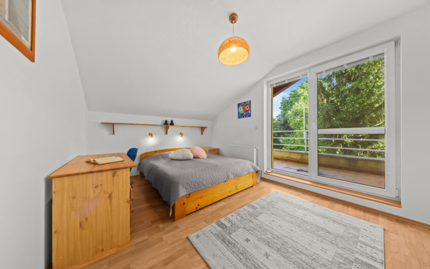 NA PREDAJ | 5-izbový rodinný dom s garážou a pozemkom 429 m² – Trenčín, Hanzlíkovská ulica