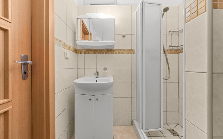NA PREDAJ | 5-izbový rodinný dom s garážou a pozemkom 429 m² – Trenčín, Hanzlíkovská ulica