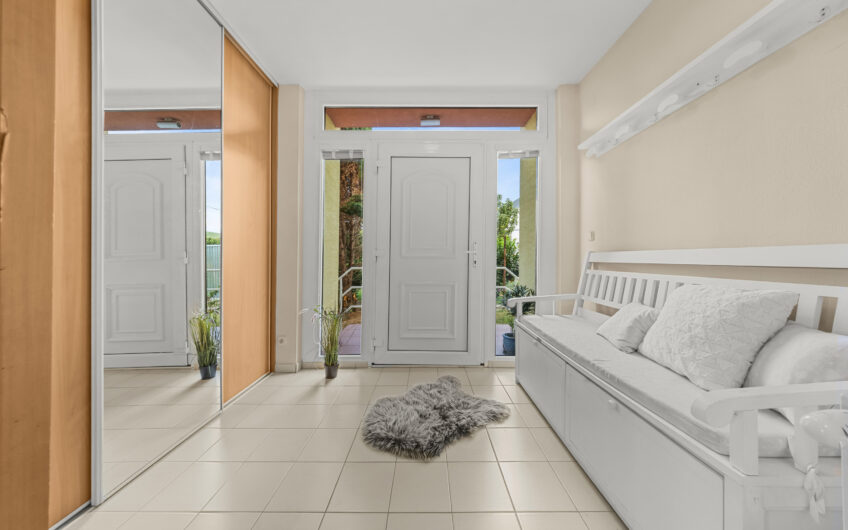 NA PREDAJ | 5-izbový rodinný dom s garážou a pozemkom 429 m² – Trenčín, Hanzlíkovská ulica