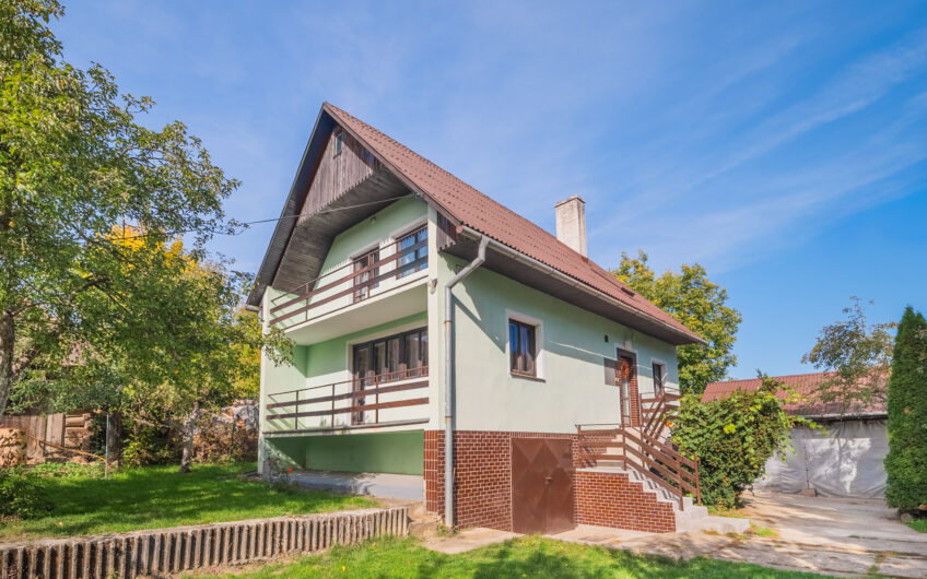 NA PREDAJ | 5-izbový rodinný dom s garážou  – Horná Súča