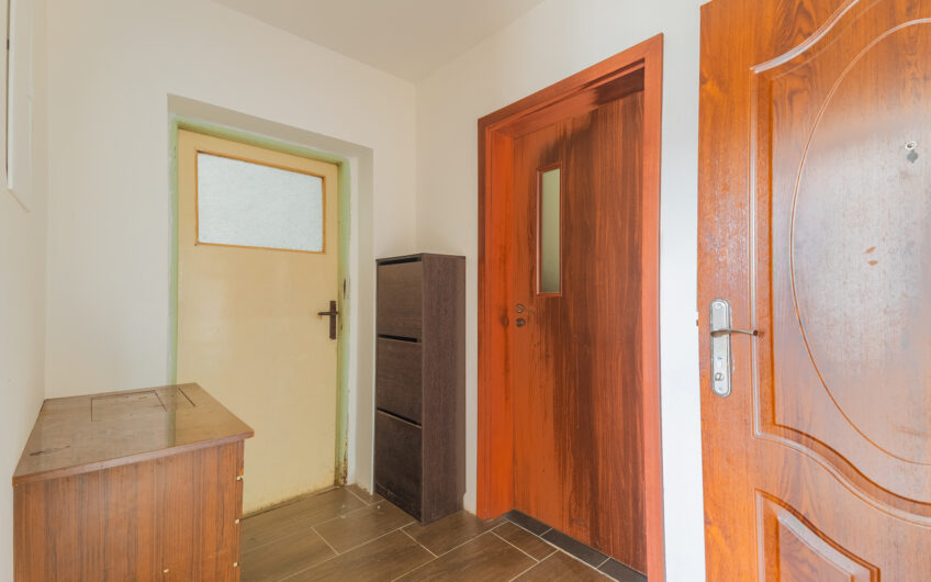 NA PREDAJ | Rodinný dom s kamennou stodolou a pozemkom 3 387 m² – Horná Súča