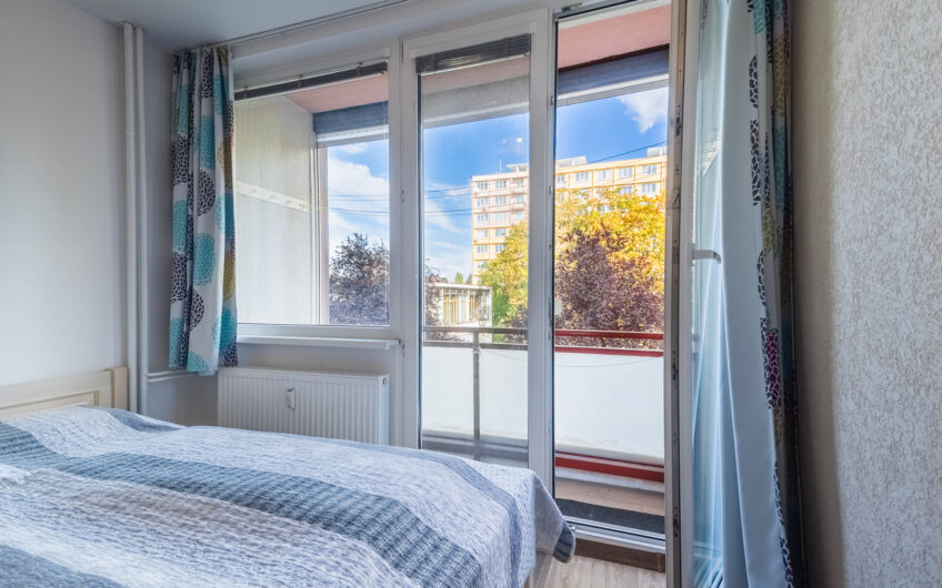 NA PREDAJ | Priestranný 3-izbový byt s lodžiou a balkónom, 70 m² – Beckovská ulica, Trenčín