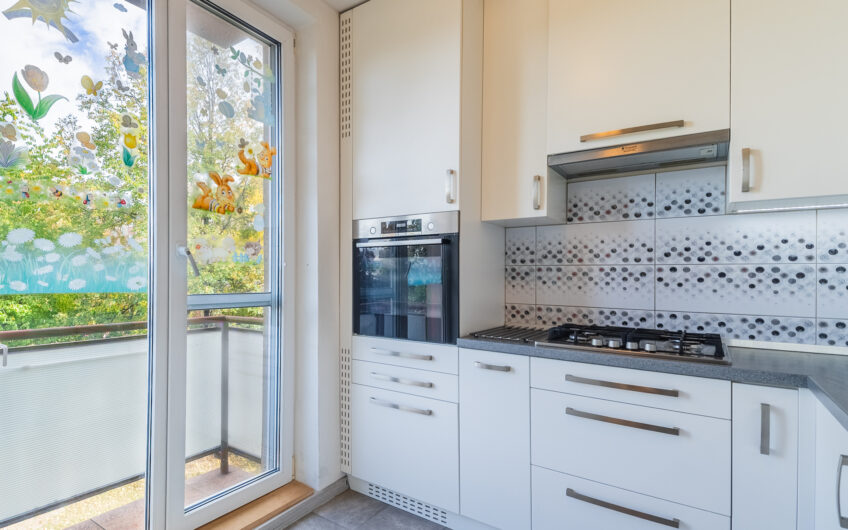 NA PREDAJ | Priestranný 3-izbový byt s lodžiou a balkónom, 70 m² – Beckovská ulica, Trenčín